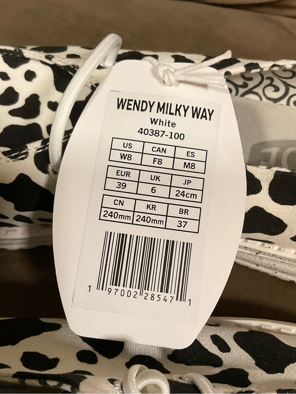 Hey Dude womens size 8 cow print - Picture 4 of 6